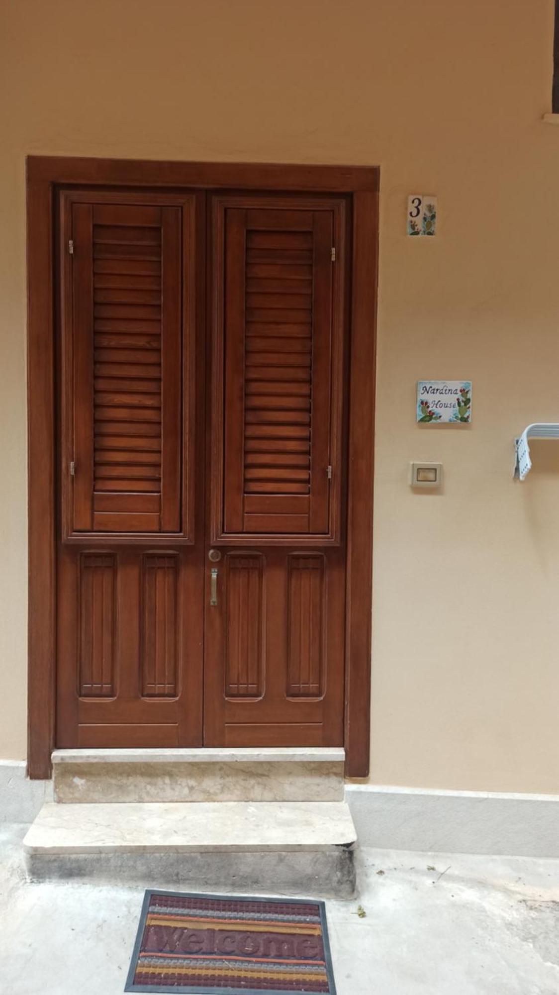 Апартаменти Nardina House Кастелламмаре-дель-Гольфо Екстер'єр фото